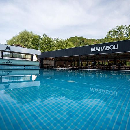 Marabou Resort Брашов Екстериор снимка