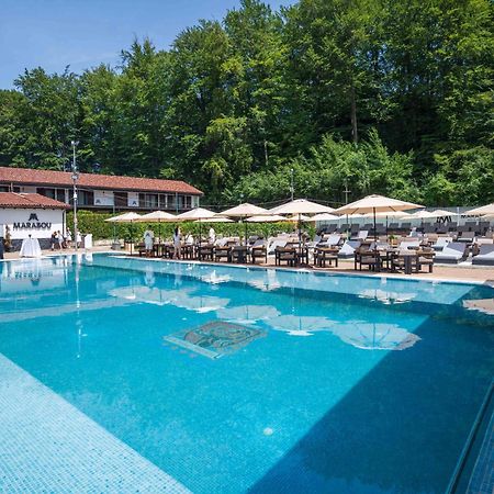 Marabou Resort Брашов Екстериор снимка