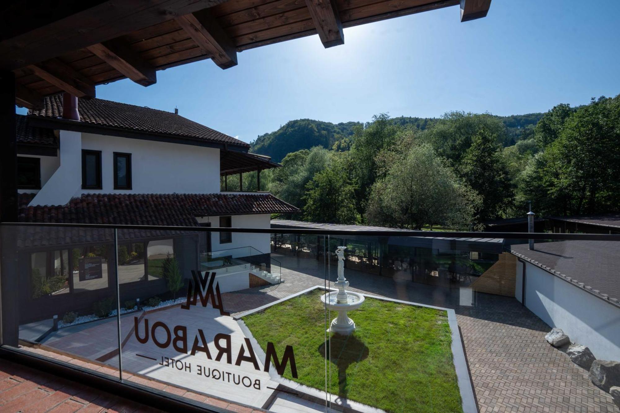 Marabou Resort Брашов Екстериор снимка
