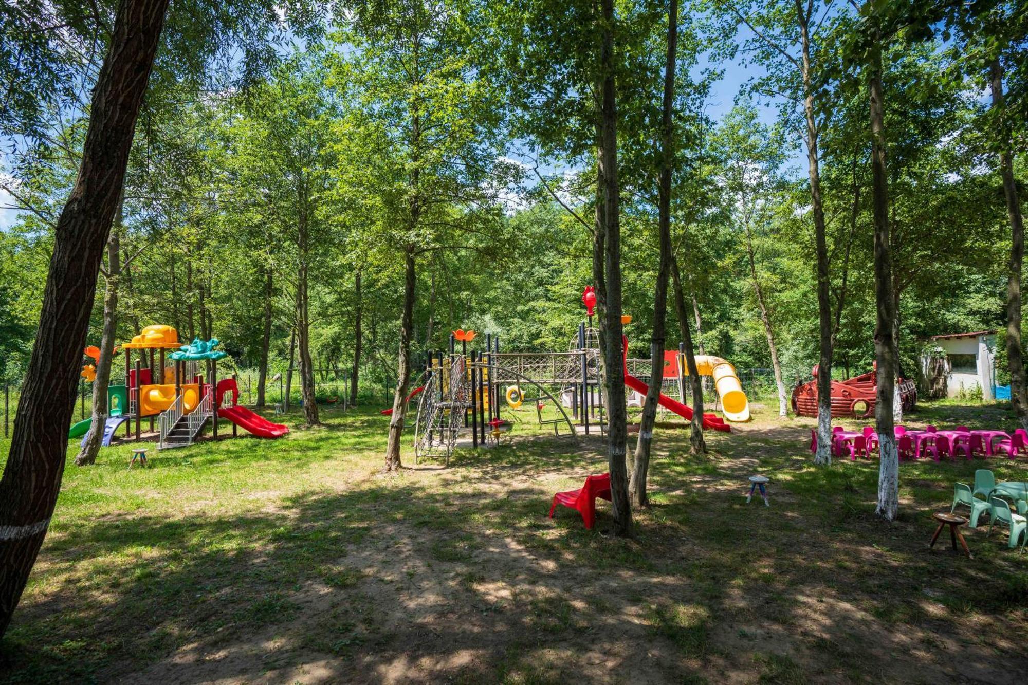 Marabou Resort Брашов Екстериор снимка