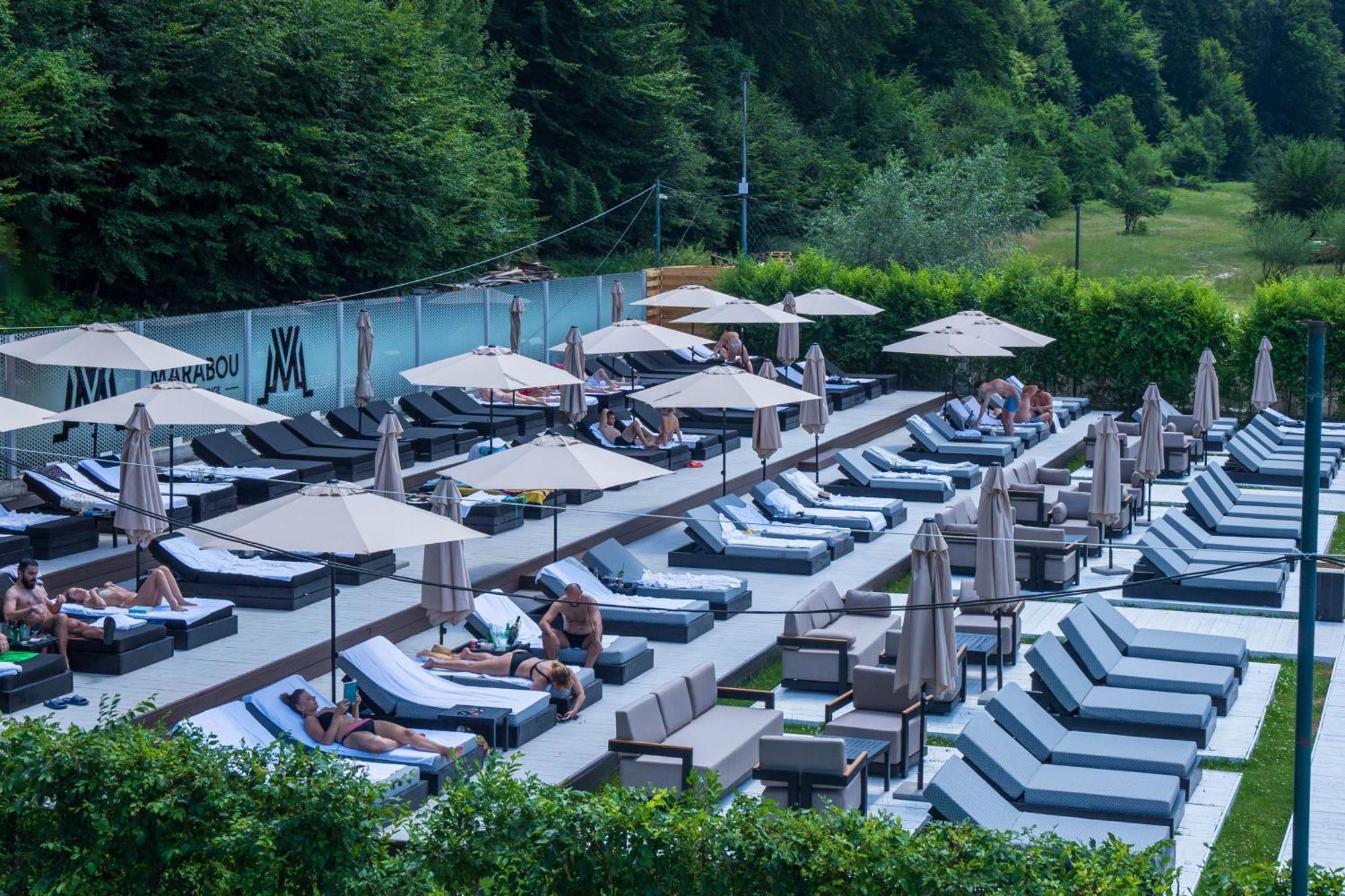 Marabou Resort Брашов Екстериор снимка